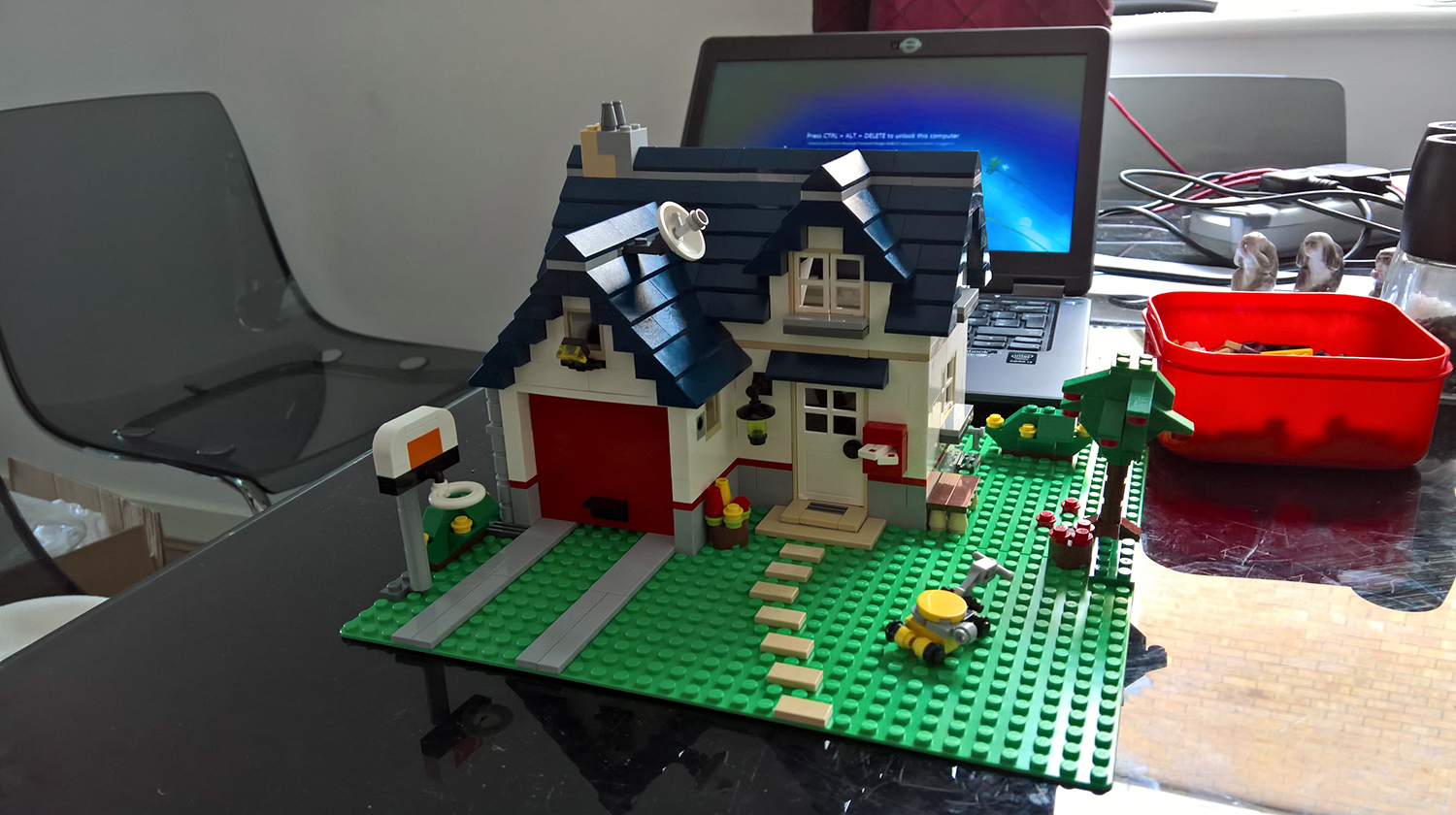 5891-Lego.jpg