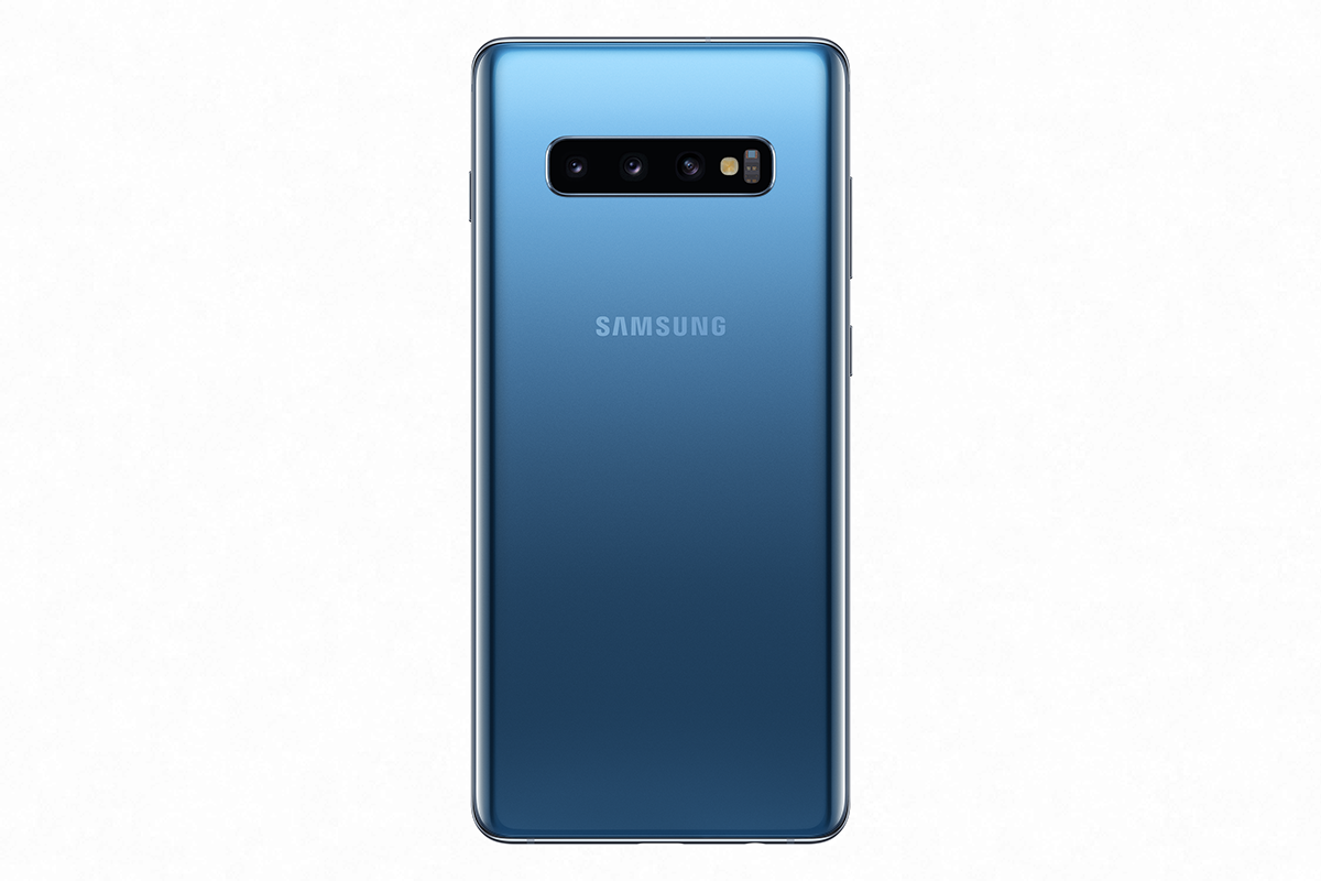 The brand new Prism Blue colour for the Samsung Galaxy S10 range is coming soon to O2