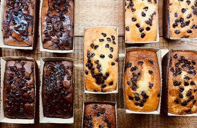 Cakes with chocolate and raisins