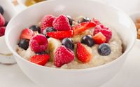 Scots porriage oats with berries.jpeg